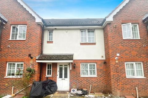 82 Waterside Close, London, SE28 0GS
