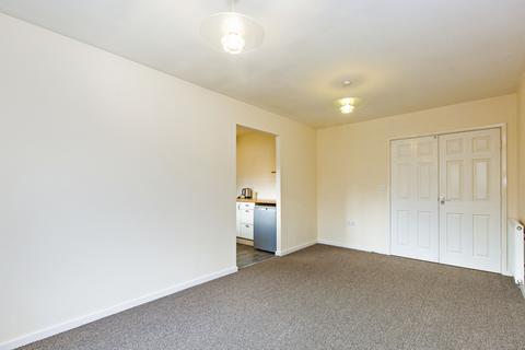 2 bedroom apartment to rent, Royal Drive, Preston PR2