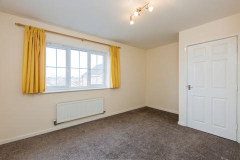 2 bedroom apartment to rent, Royal Drive, Preston PR2