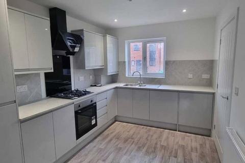 3 bedroom semi-detached house to rent, Sanderling Close, Carlisle CA2