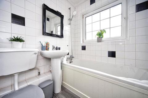 45 Trowbridge Gardens, Luton, LU2 7JY