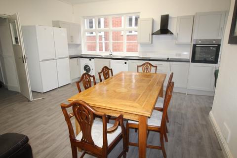 Property to rent, High Street, Worcestershire B61