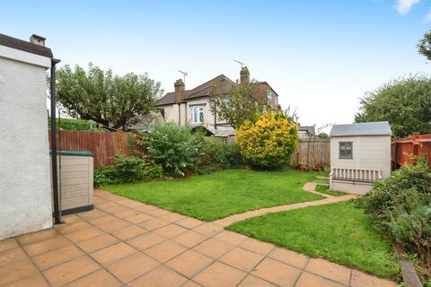 3 bedroom semi-detached house for sale, Strathearn Avenue, Whitton, Twickenham TW2