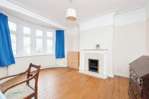 8 Strathearn Avenue, Twickenham, TW2 6JU