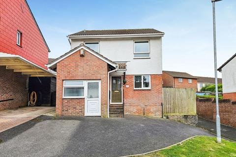 4 bedroom detached house for sale, Shapleys Gardens, Plymouth PL9