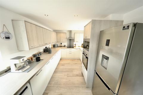 1 Apple Garth, Hedon, Hull, HU12 8ND