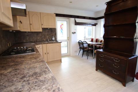 30 Peterborough Road, Bradford, BD2 3AP