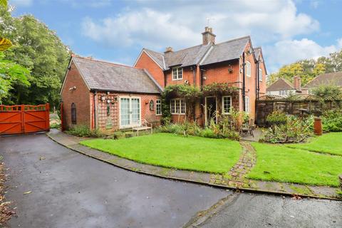 2 bedroom semi-detached house for sale, York Lane, Hartley Wintney RG27