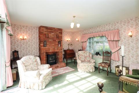 2 bedroom semi-detached house for sale, York Lane, Hartley Wintney RG27