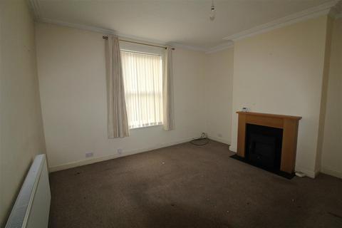 2 bedroom terraced house to rent, Clifford House, Rothwell