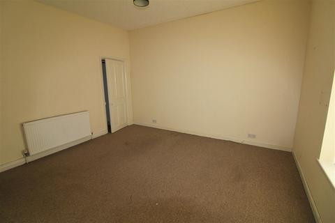 2 bedroom terraced house to rent, Clifford House, Rothwell