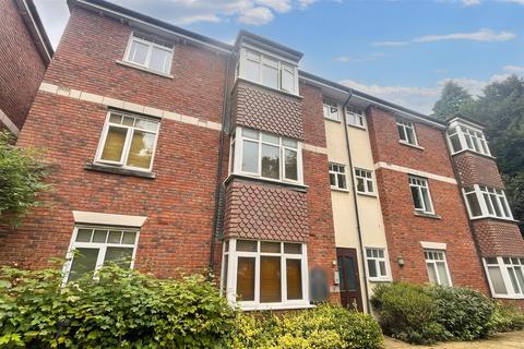 2 bedroom apartment for sale, Wake Green Road, Birmingham B13