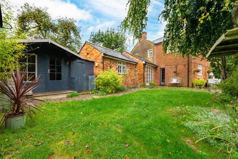3, The Cottages Back Street, Thornborough, Buckingham, MK18 2DH