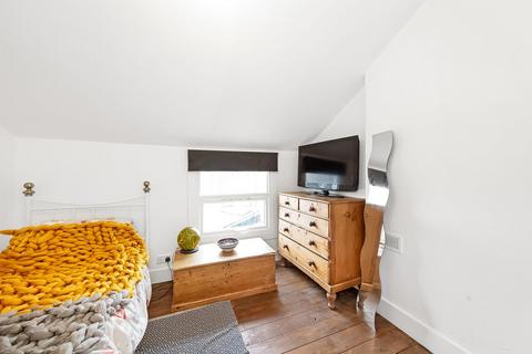 3 Harpenden Road, London, SE27 0AG
