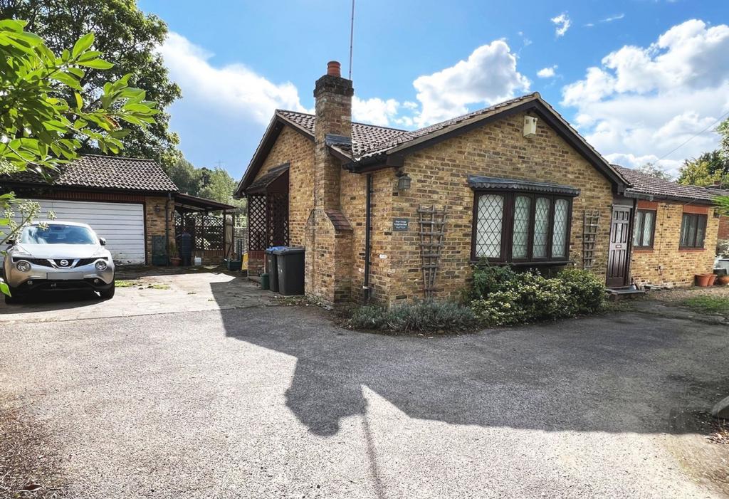 Hope Cottage, Longcross Road