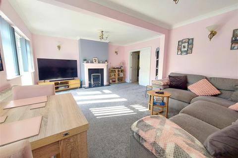 3 bedroom semi-detached house for sale, The Birches, Stourport-On-Severn