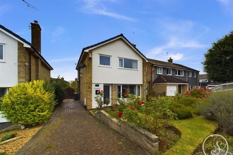 3 bedroom detached house for sale, Gascoigne Avenue, Barwick In Elmet, Leeds