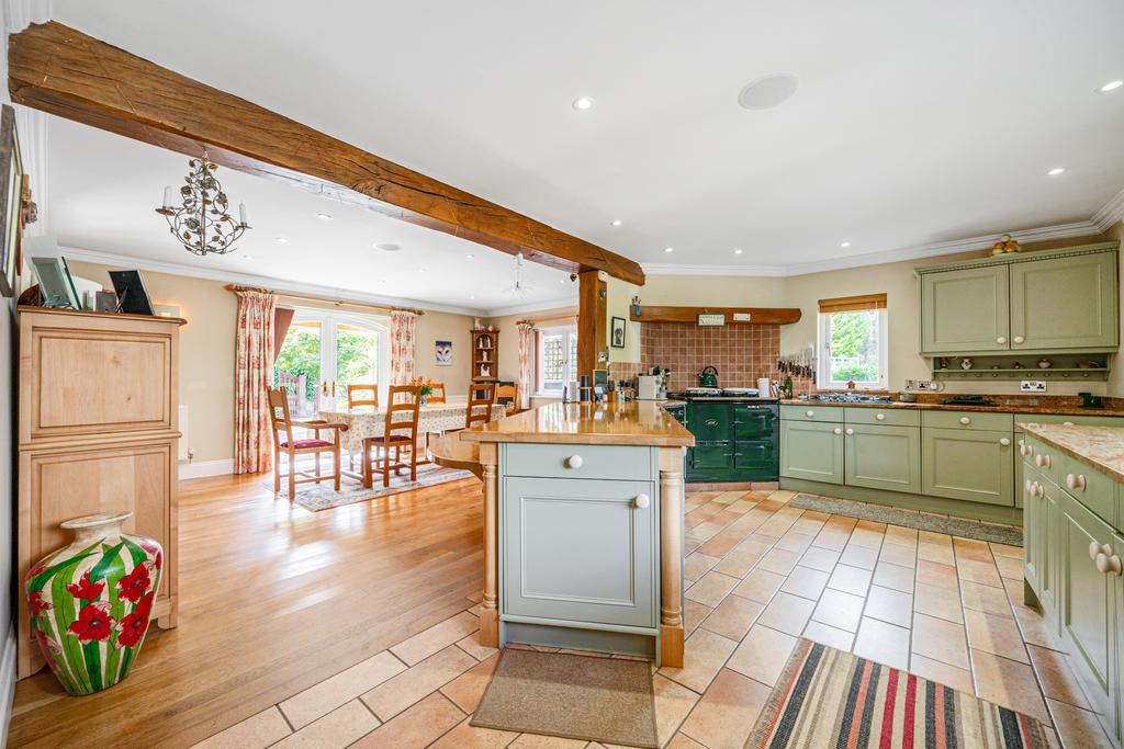 Kitchen / Breakfast Room