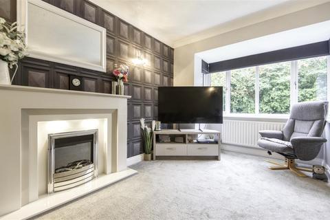 4 bedroom detached house for sale, Osprey close, Whittington