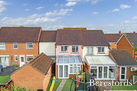20 Baker Way, Witham, CM8 1UG