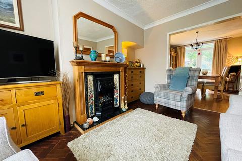 3 bedroom semi-detached house for sale, Crankhall Lane, Wednesbury, WS10