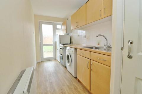 30 Berry Close, Hedge End, Southampton, SO30 0PJ