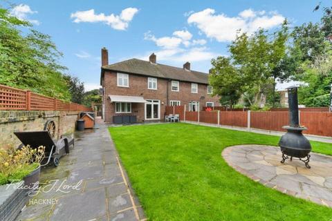 3 bedroom terraced house for sale, Mapledene Road, Hackney, E8