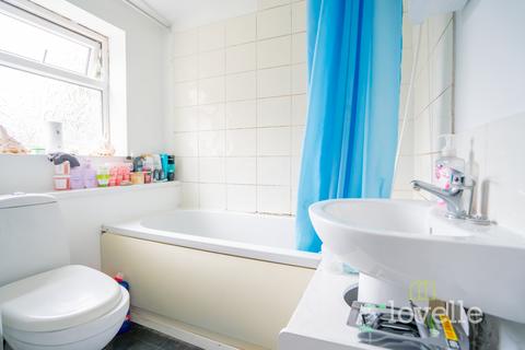 3 bedroom semi-detached house for sale, North Marsh Road, Gainsborough DN21