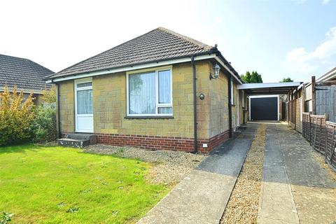 2 bedroom detached bungalow for sale, CHAIN FREE * LAKE