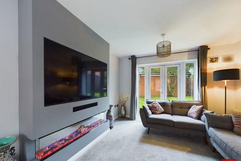 18 Carwardine Field, Abbeymead, Gloucester, GL4 5TX