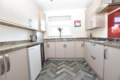 2 bedroom bungalow for sale, Woodhall Drive, Batley, West Yorkshire