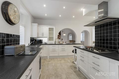 undefined, Hunsdon Road, Torquay, TQ1