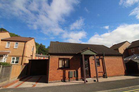 2 bedroom bungalow to rent, Swansea Street, Preston PR2