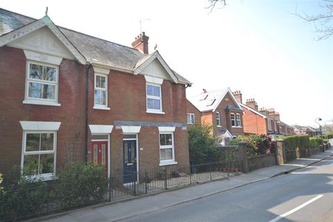 2 bedroom semi-detached house for sale, Station Road, Fordingbridge