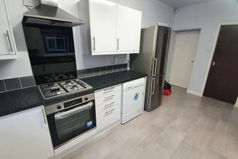 4 bedroom terraced house to rent, *£115pppw Exc bills* Harrington Drive, Lenton, NG7 1JH - UON