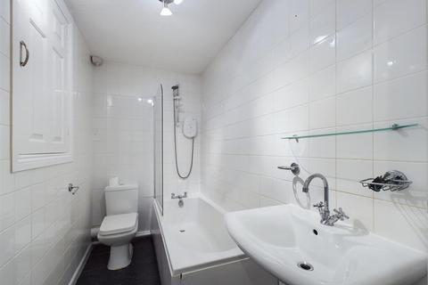 64 Locksley Close, North Shields, NE29 8EN