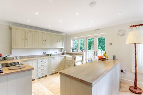 4 bedroom detached house for sale, Highland Road, Badgers Mount, Sevenoaks, Kent, TN14