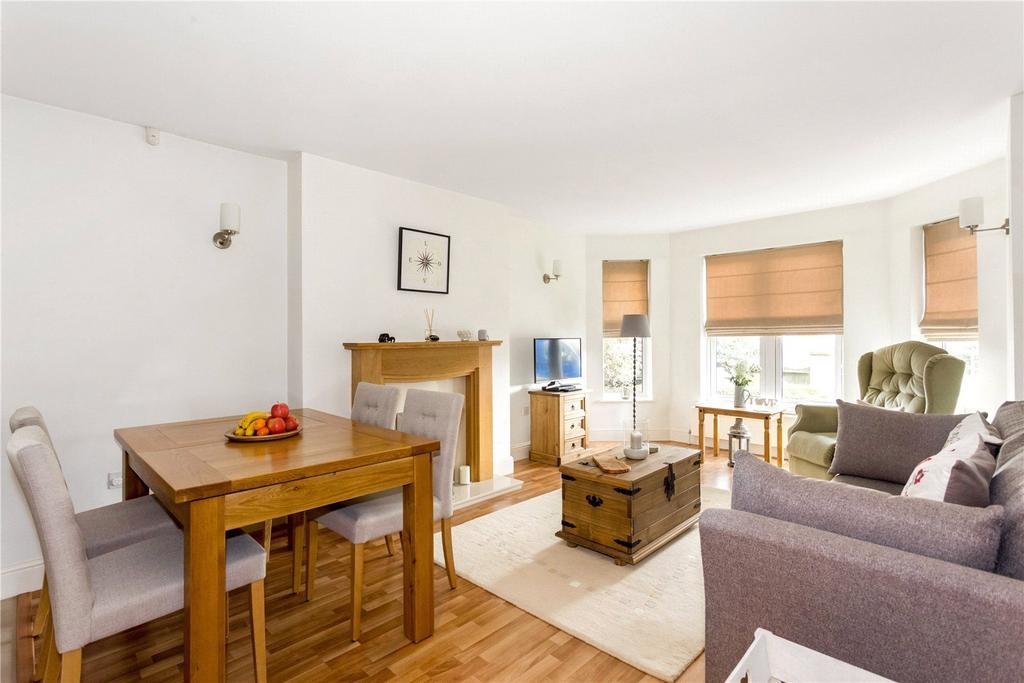 Living/Dining Room