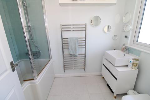 31 Bromley Gardens, Bromley, BR2 0ES