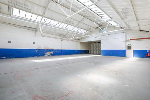 Industrial unit to rent, 117-119 Denmark Road, London SE5