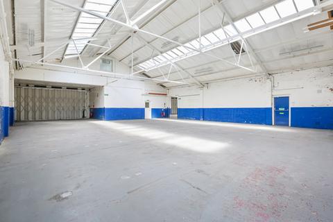 Industrial unit to rent, 117-119 Denmark Road, London SE5