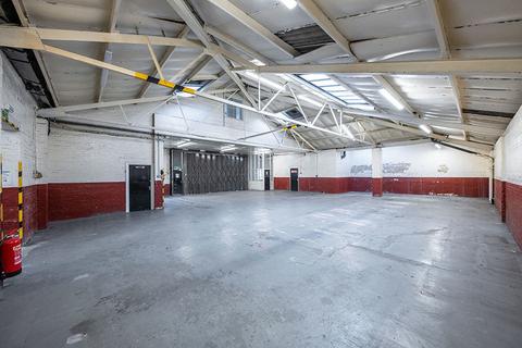 Industrial unit to rent, 117-119 Denmark Road, London SE5