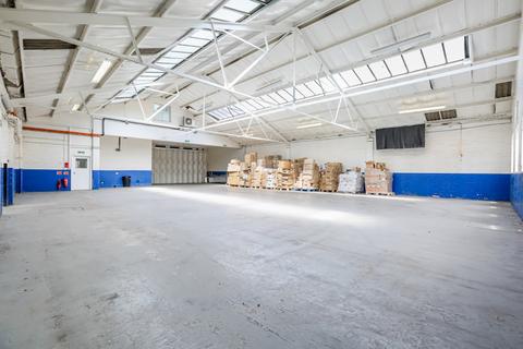 Industrial unit to rent, 117-119 Denmark Road, London SE5