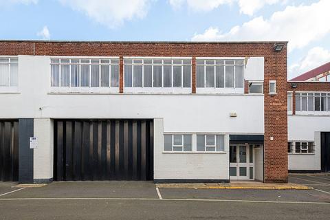 Industrial unit to rent, 117-119 Denmark Road, London SE5