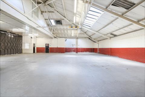 Industrial unit to rent, 117-119 Denmark Road, London SE5