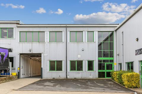 Industrial unit to rent, Advance Road, London SE27