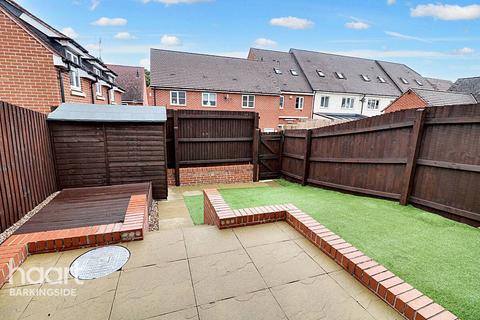 47 The Square, Loughton, IG10 3FE