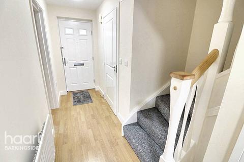 47 The Square, Loughton, IG10 3FE