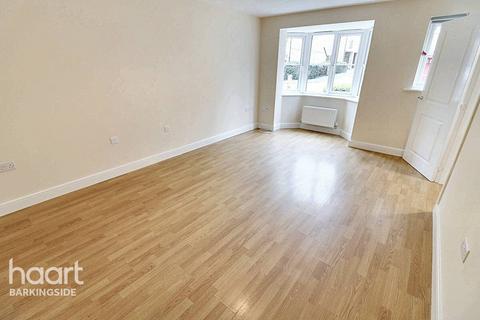 47 The Square, Loughton, IG10 3FE