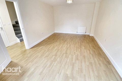 47 The Square, Loughton, IG10 3FE
